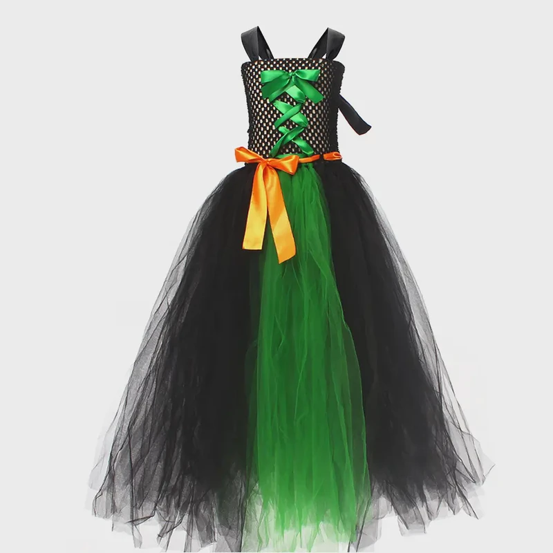 Little Witch-Themed Birthday Party Costume(4)