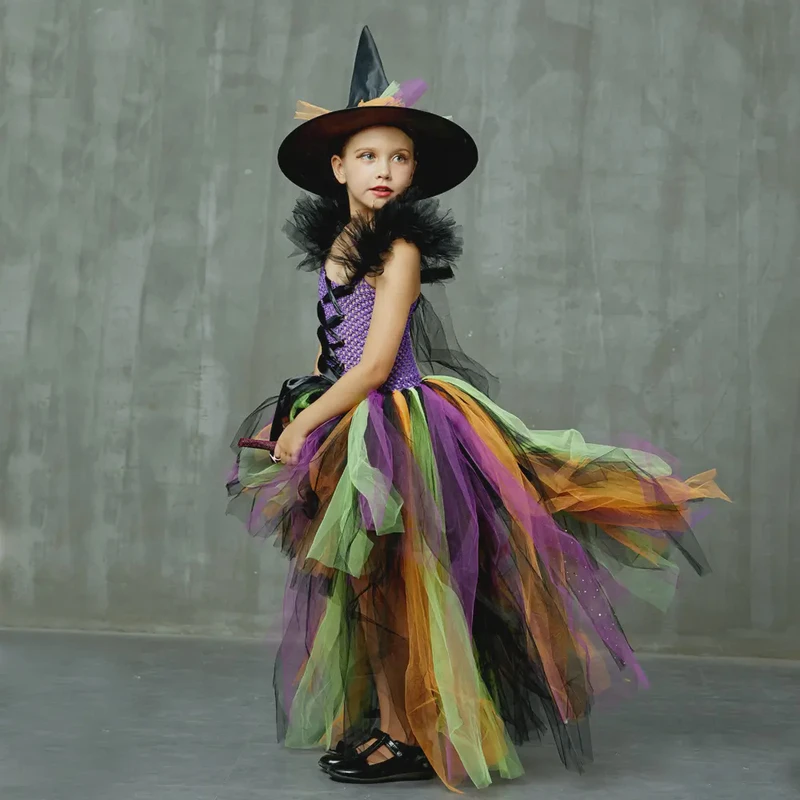 Little Witch-Themed Birthday Party Costume(10)