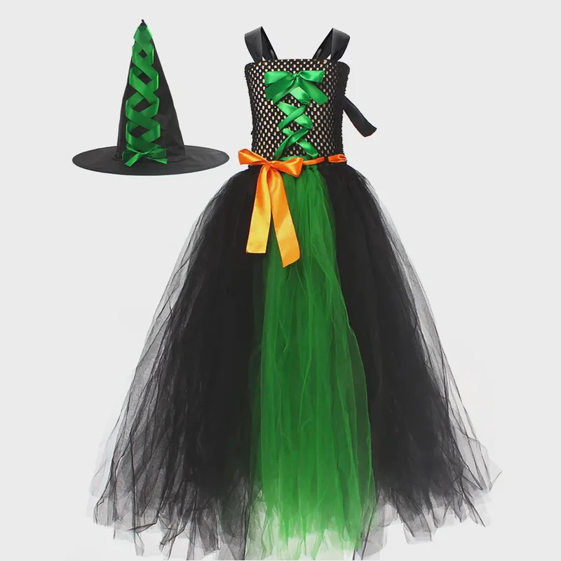 Little Witch-Themed Birthday Party Costume (7)